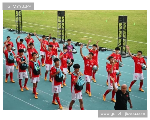 “青少年足球科技创新大赛引领行业潮流”，青少年足球赛事