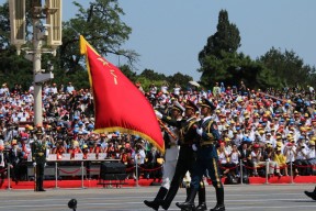 九游官网下载电脑版-明星运动员捐建公益操场支持乡村体育，中国运动员捐款排行榜