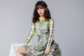 九游游戏中心官网-足球明星公益推广活动持续升温，社会影响深远，足球公益活动主题