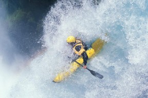 九游官网下载电脑版-跨界合作打造足球主题的文创产业园，引领新经济增长点，足球文化公园