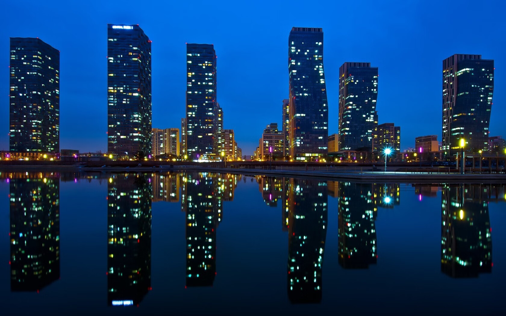 自由式滑雪动作创新提升观赏性，自由式滑雪动作术语