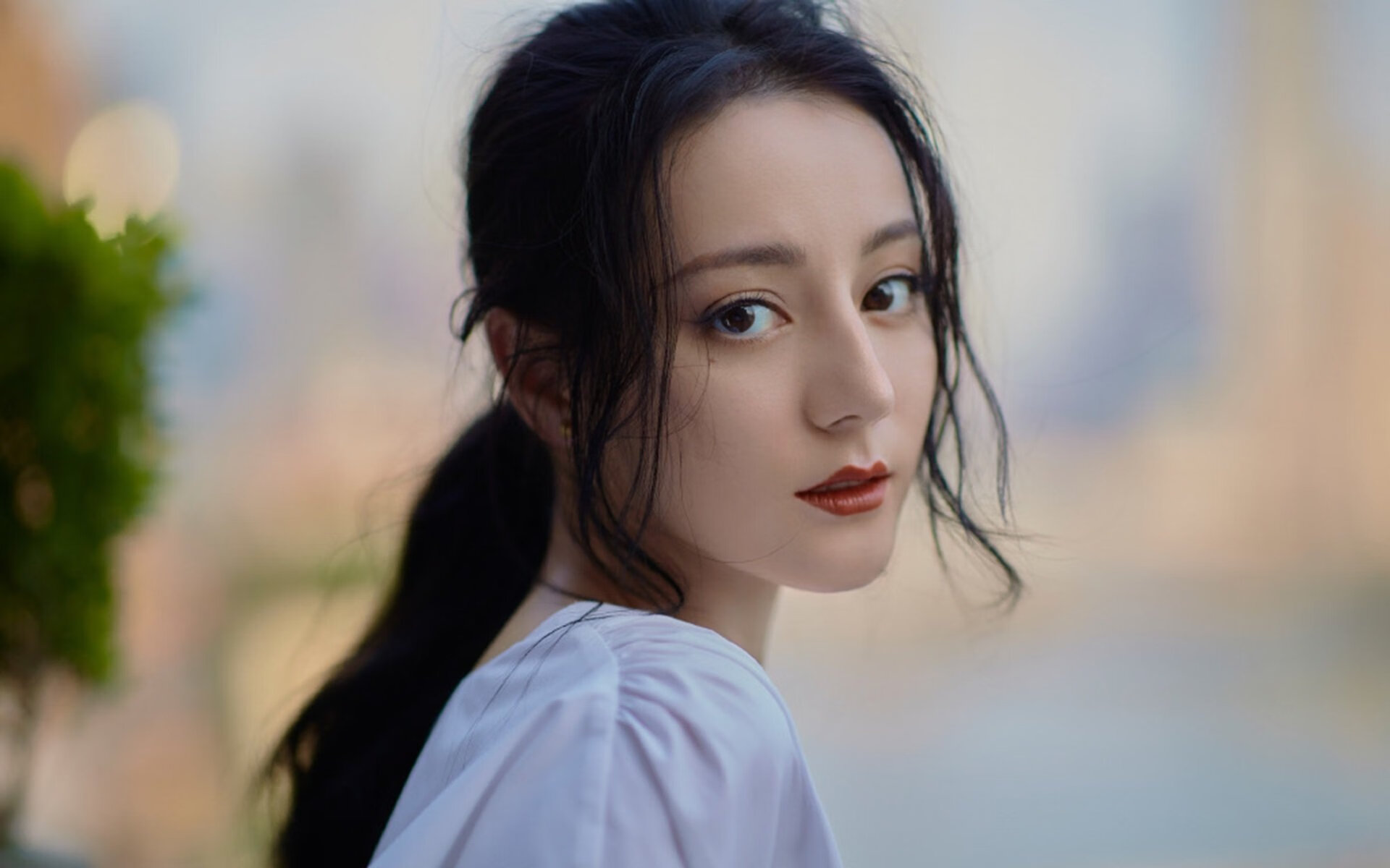 中国女篮主场迎战强敌全队奋勇拼搏不惧挑战压力,中囯女篮