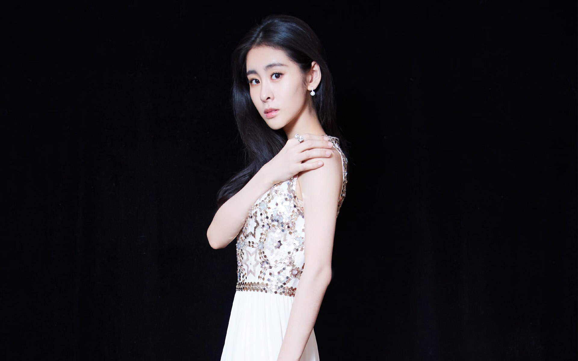 科斯用坚韧精神征服赛场挑战